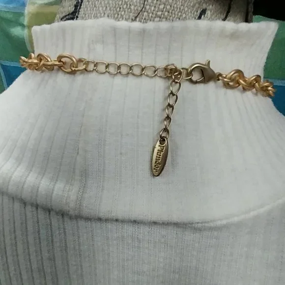 2678 Plunder Gold &Cream Beaded 3 Strand Necklace and Gold Color LeatherEarrings - Picture 6 of 8